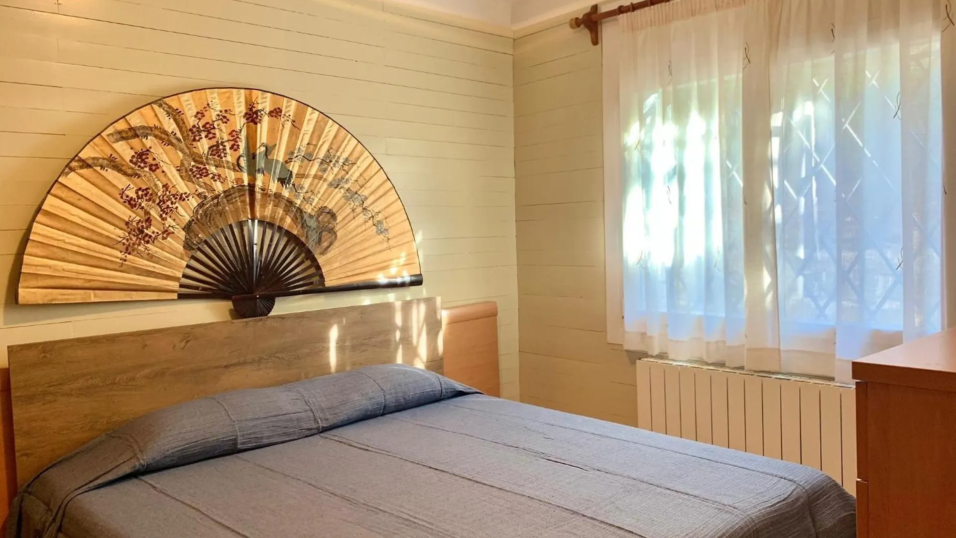 Casa vacanze Apartment With Terrace Montjoi Spagna